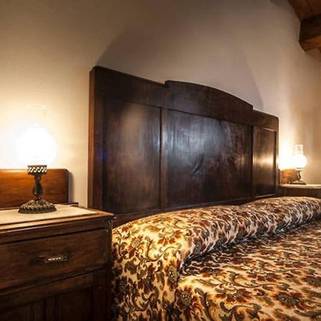 Agriturismo Miracco Atanasio Franco "Il Maniero" Santa Sofia d'Epiro Exterior foto