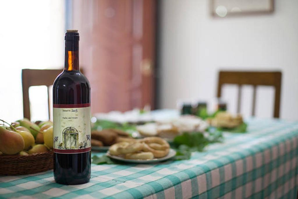 Agriturismo Miracco Atanasio Franco "Il Maniero" Santa Sofia d'Epiro Exterior foto
